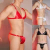 Tangas y sujetadores para hombre